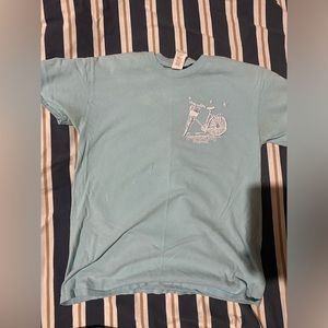 GILDAN medium t shirt